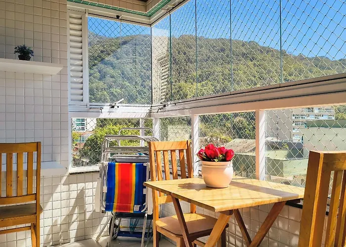 Apartamentos a 200m praia das Toninhas - Condomínio Vista Verde | Piscina na Cobertura com vista Espetacular Ubatuba